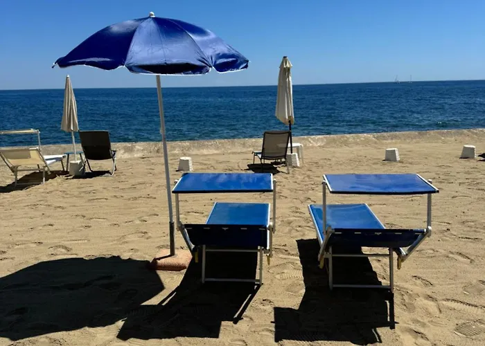 Appartement Tirrenia House - Sea Front With Private San Remo