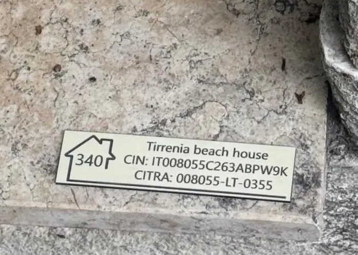 Tirrenia House - Sea Front With Private *